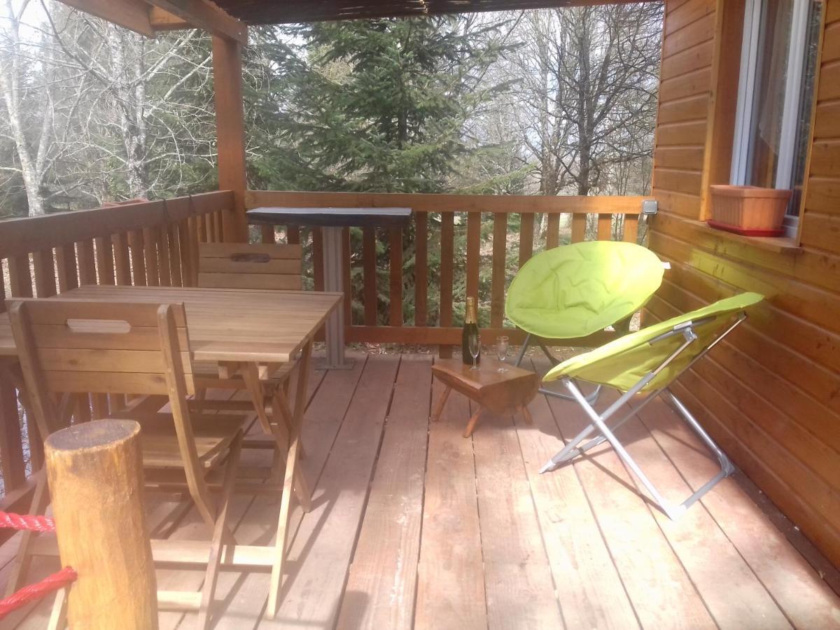Gite De Beletou Jourgnac Exterior foto